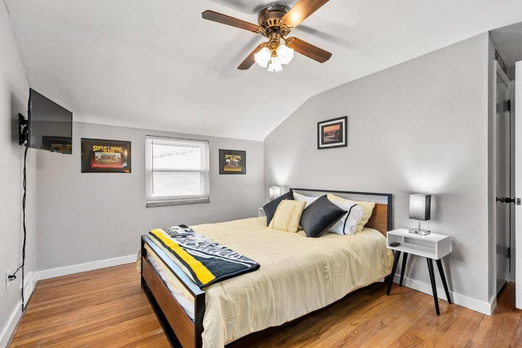 Open Floor Spacious Home, 15Min From Downtown, Private Garage, Kids Friendly بيتسبرغ المظهر الخارجي الصورة